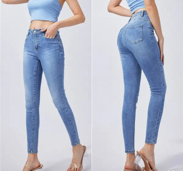 Jeans modello skinny tinta unita lavaggio chiaro Elasticizzato