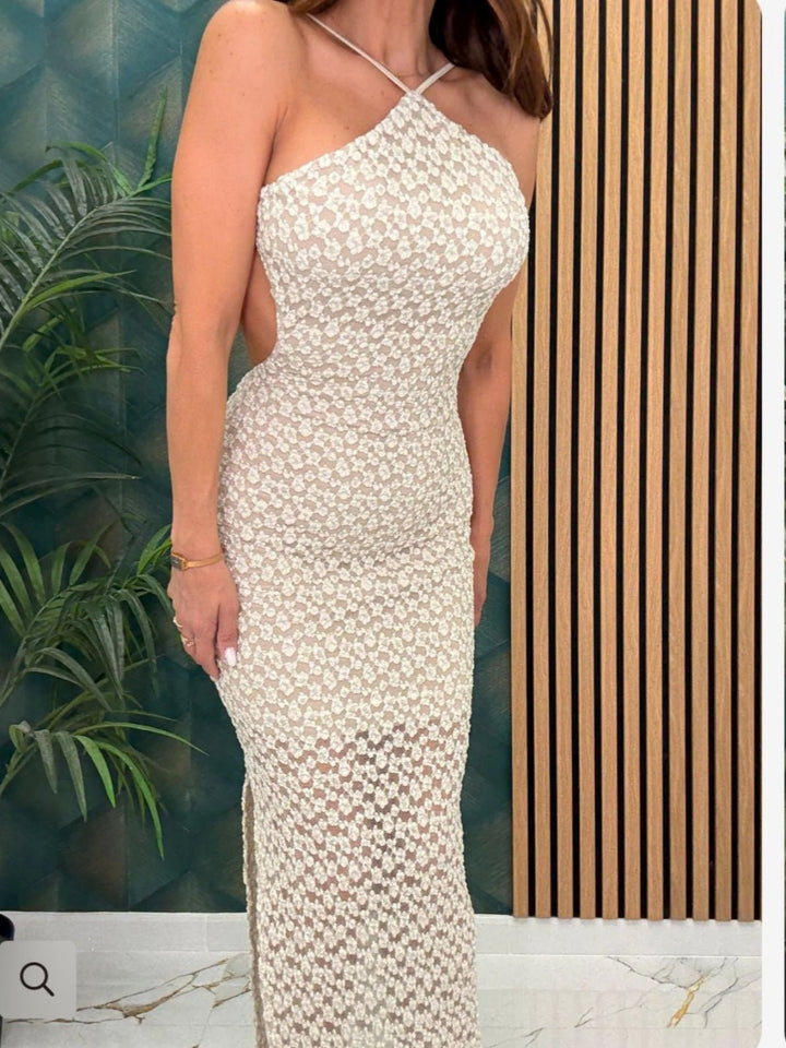 Abito con bretelle Aderente ed elasticizzato in pizzo con Spacco Elegante Beige Level Stores