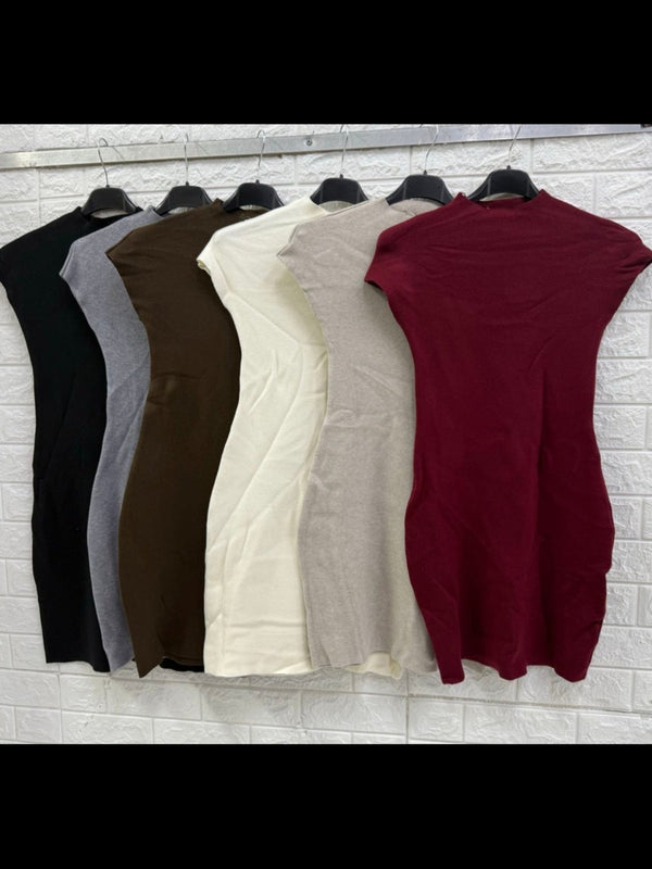 Abito corto di maglione donna costine smanicato collo alto aderente elasticizzato Nero Level Stores
