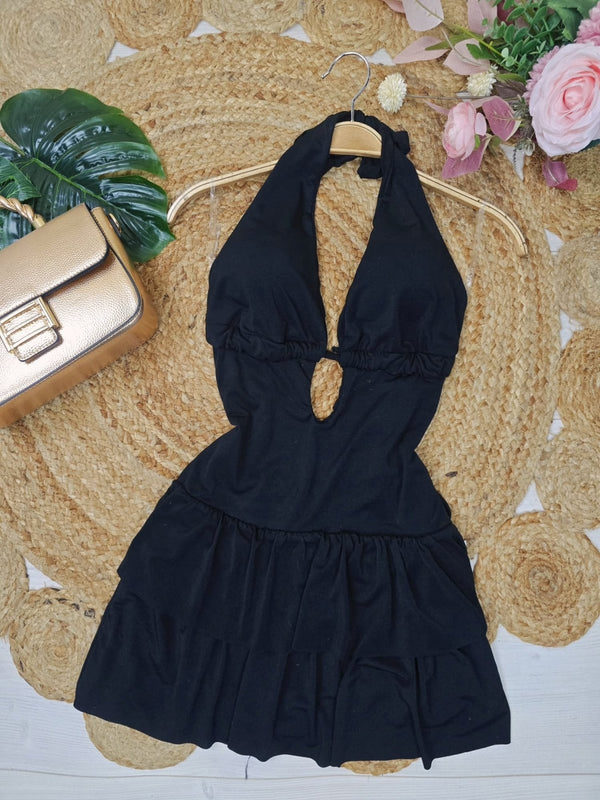 Abito corto in lycra allacciata al collo con schienale scoperto e lacci regolabil con coppe preformatela la gonna presente volant a balze con all interno un pantaloncino elasticizzato - Nero - Level Stores