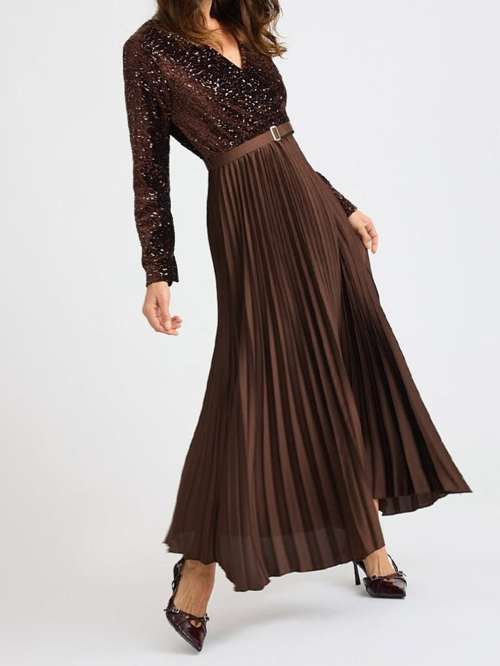 Abito in ciniglia con paillettes scollo a v manica lunga inclusa la cintura gonna plissettate ampia elasticizzato&nbsp; Marrone Level Stores