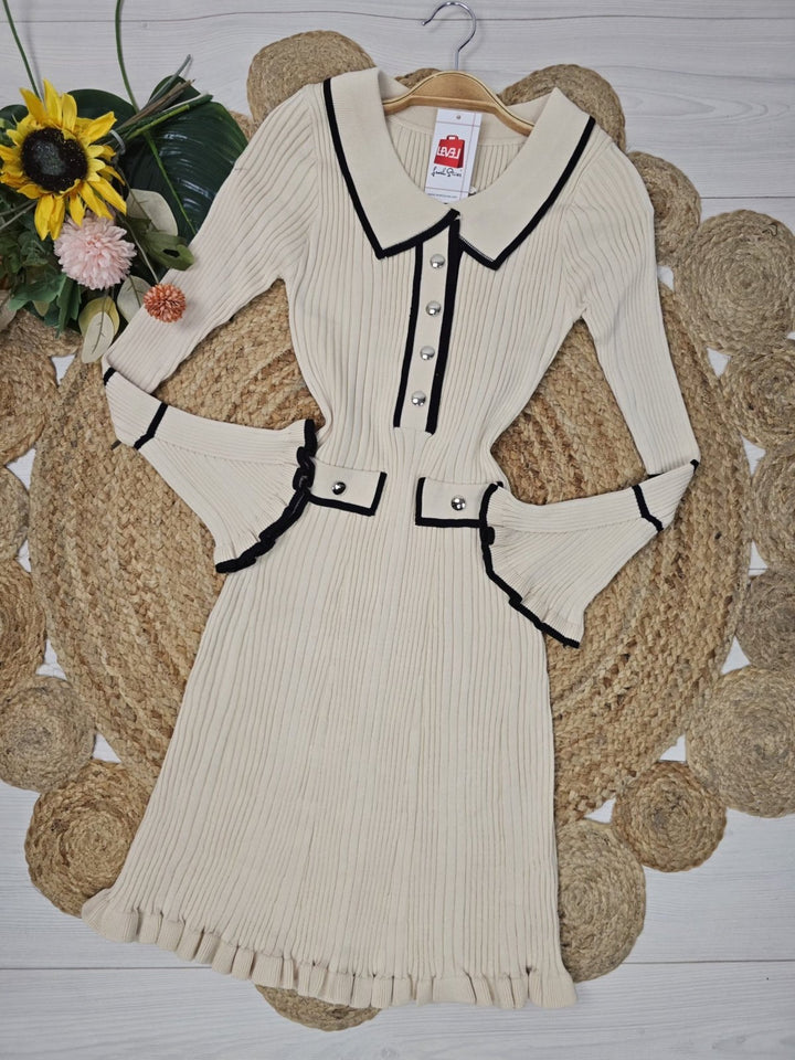 Abito in maglia a costine scollo a v con bottoni manica lunga aderente elegante elasticizzato morbido e caldo Nero Level Stores