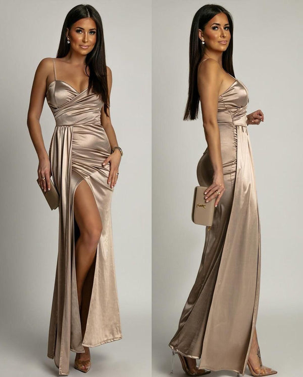 Abito in raso&nbsp;Elegante abito lungo con coppe spalline sottili spacco Champagna Level Stores