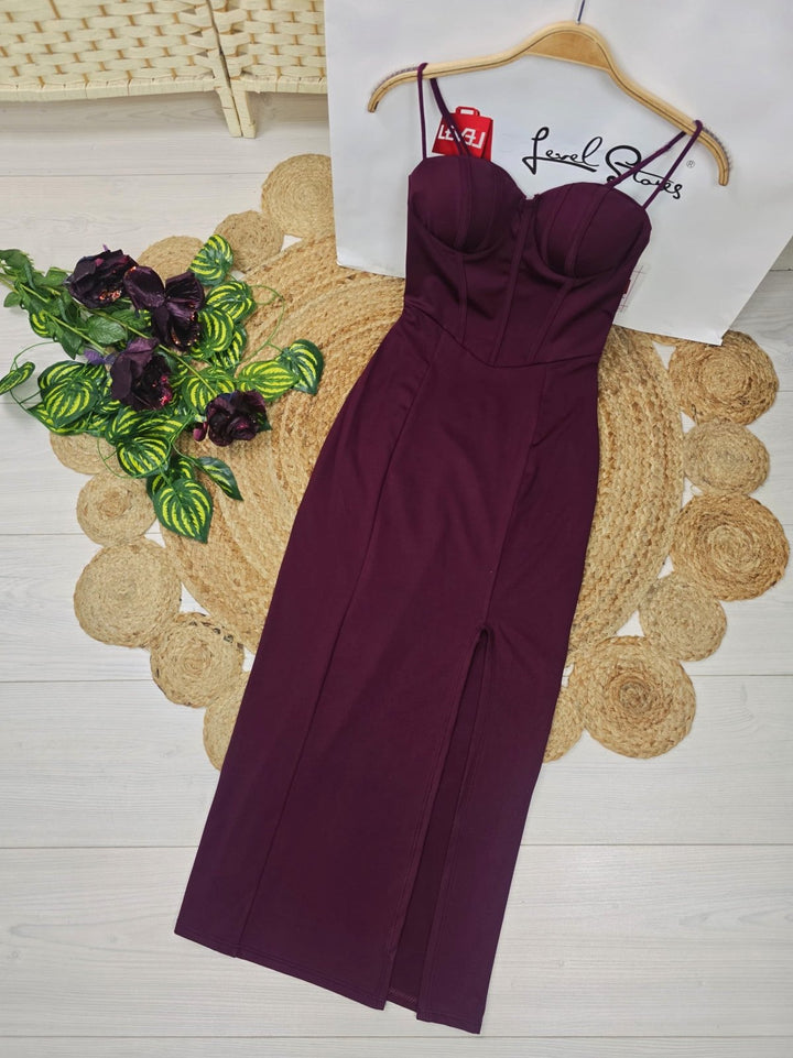 Abito lungo con coppe preformate con bretelle spacco elasticizzato Bordo Level Stores