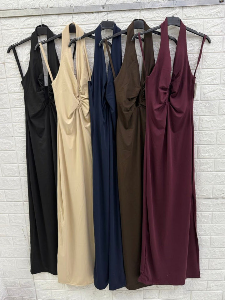 Abito lungo in lycra tinta unita con scollo all'americana aderente elasticizzato Nero Level Stores