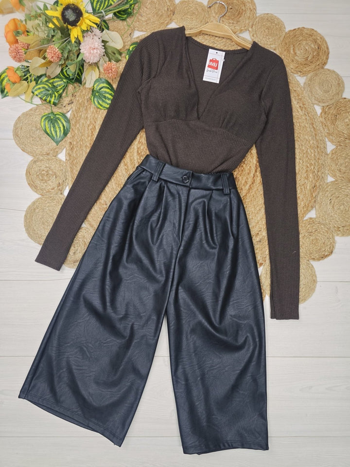 Bermuda in ecopelle con elastico in vita Nero Level Stores