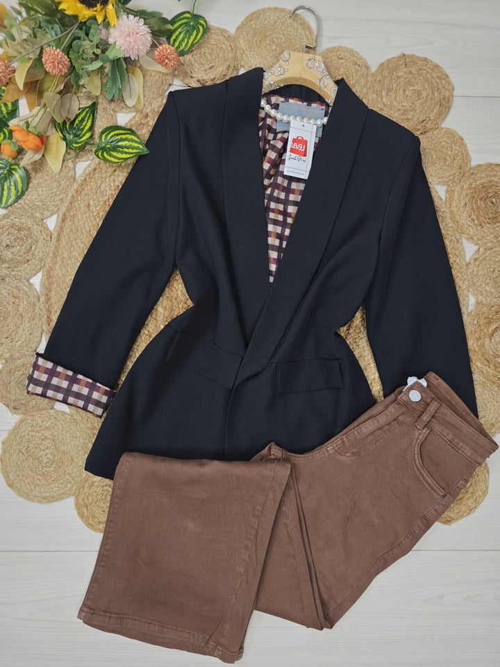 Blazer giacca con fodera manica lunga e tasche estetiche Nero Level Stores