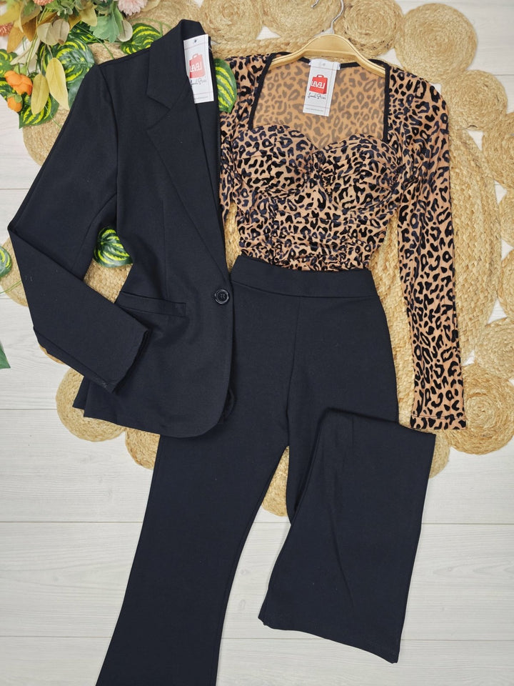 Body con fantasia maculato scollo a cuore con coppe preformate elasticizzato manica lunga Nero Level Stores