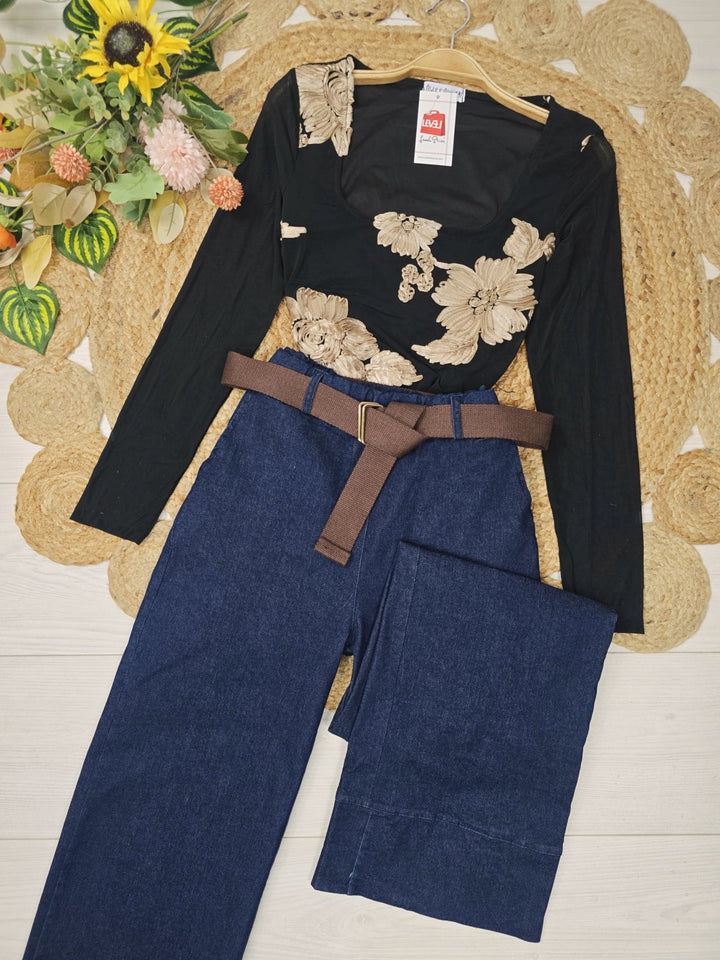 Body in tulle con ricamo con scollo quadrato elasticizzato Nero Level Stores