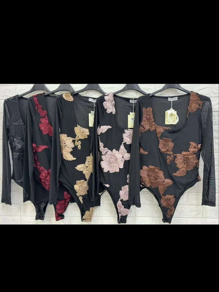 Body in tulle con ricamo con scollo quadrato elasticizzato Nero Level Stores