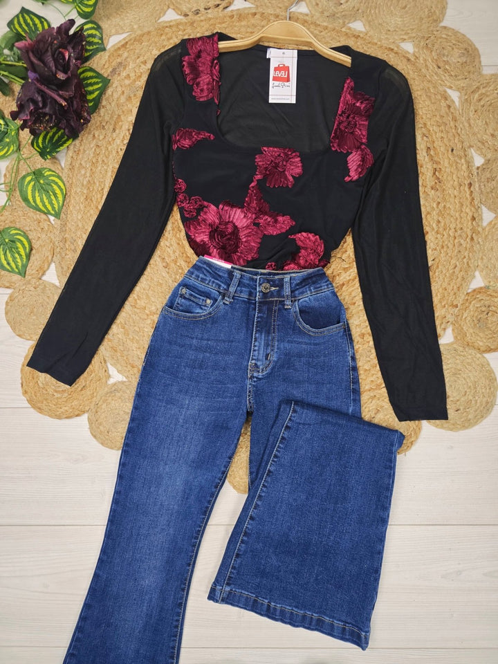 Body in tulle con ricamo con scollo quadrato elasticizzato Nero Level Stores