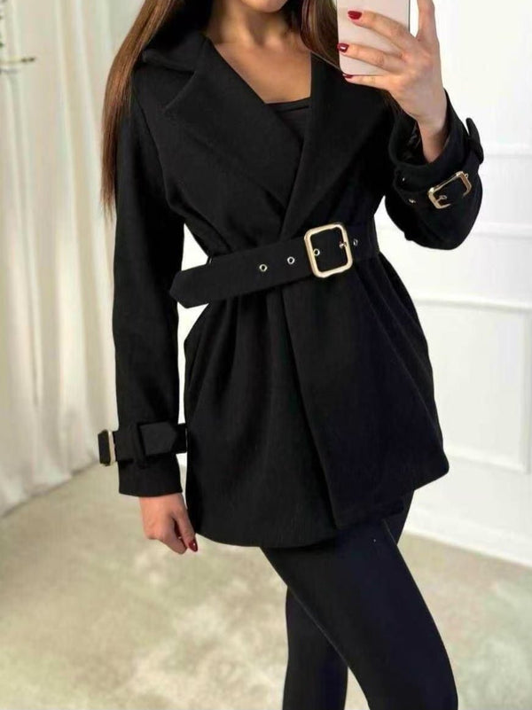 Cappotto corto in panno con cintura inclusa, Caratterizzato da una texture calda e morbida Nero Level Stores