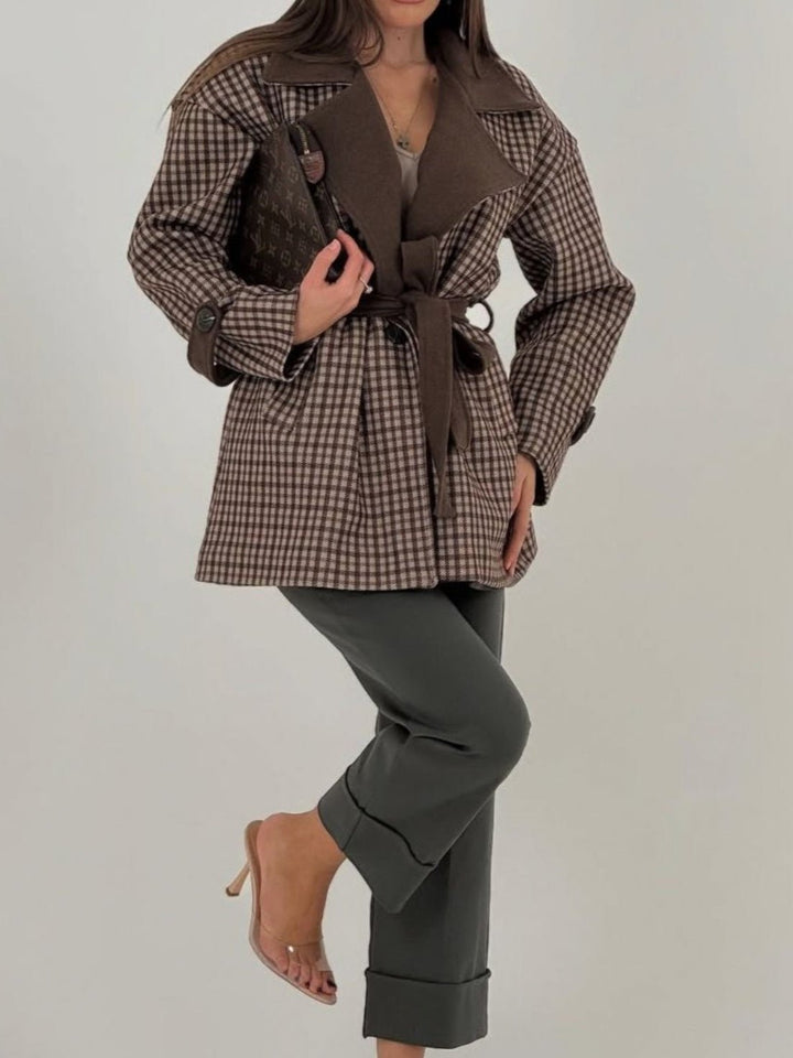 Cappotto in panno a quadri pensato caldo e morbido inclusa la cintura con tasche Marrone Level Stores