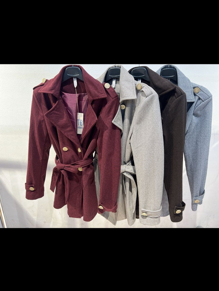 Cappotto in panno inclusa la cintura caratterizzato da chiusura a doppio bottone morbido e caldo Bordo Level Stores