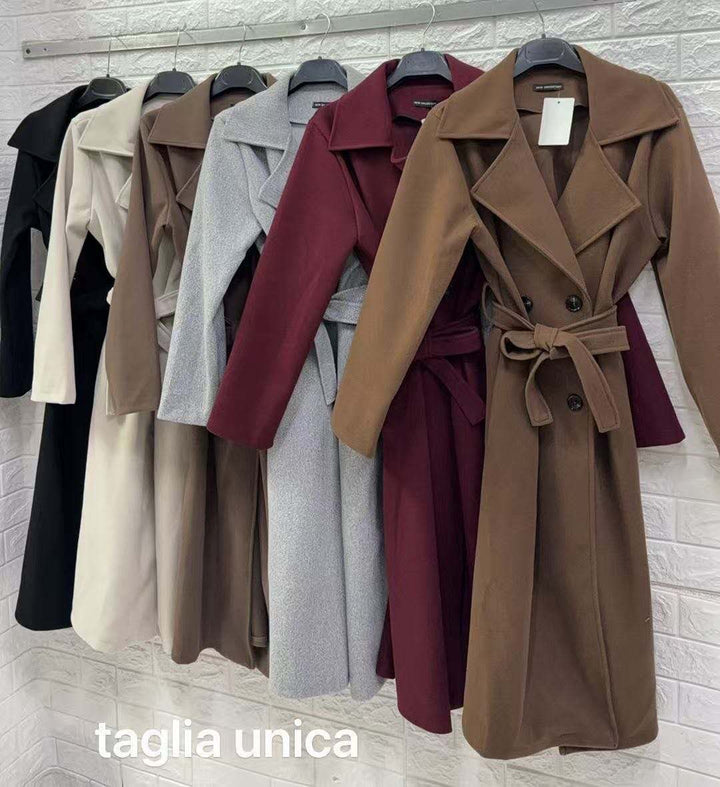 Cappotto in panno modello lungo inclusa la cintura caratterizzato da chiusura a doppio bottone caldo e morbido Beige chiaro Level Stores