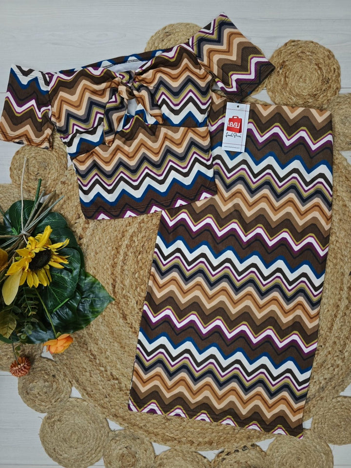 Completo a costine maglia a barca con coppe preformate scollo a cuore Fantasia zig zig multicolore Aderente Elasticizzato - Camel - Level Stores