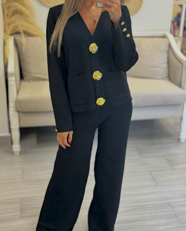 Completo cardigan di maglione con tasche e bottoni - pantalone palazzo elastico in vita morbido e caldo Nero Level Stores