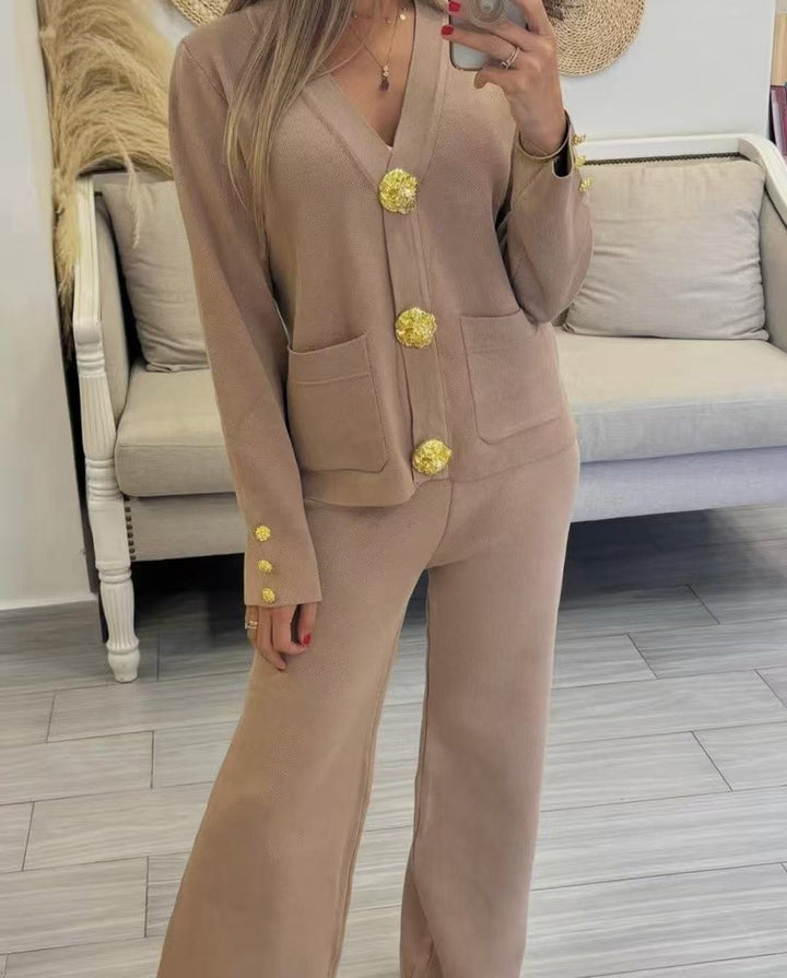 Completo cardigan di maglione con tasche e bottoni - pantalone palazzo elastico in vita morbido e caldo Camel Level Stores