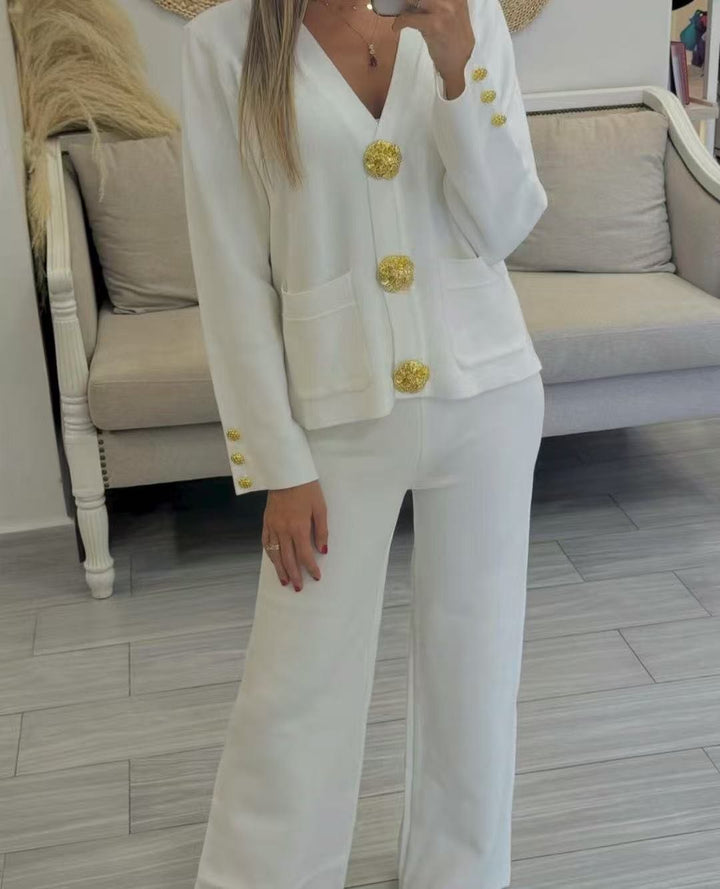 Completo cardigan di maglione con tasche e bottoni - pantalone palazzo elastico in vita morbido e caldo Bianco Level Stores