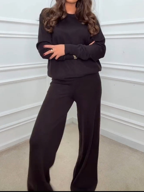 Completo composto da maglia in lana abbinato a pantaloni palazzo con vita elastica Marrone Level Stores