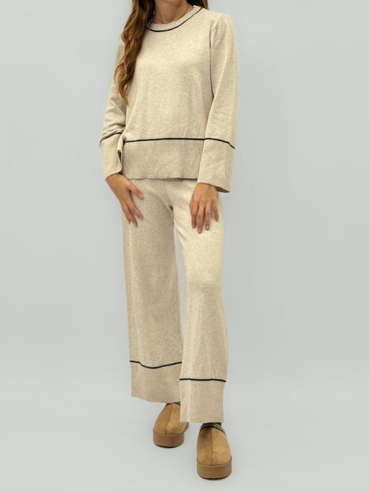 Completo composto da maglia in lana abbinato a pantaloni palazzo con vita elastica, morbido e caldo Beige Level Stores