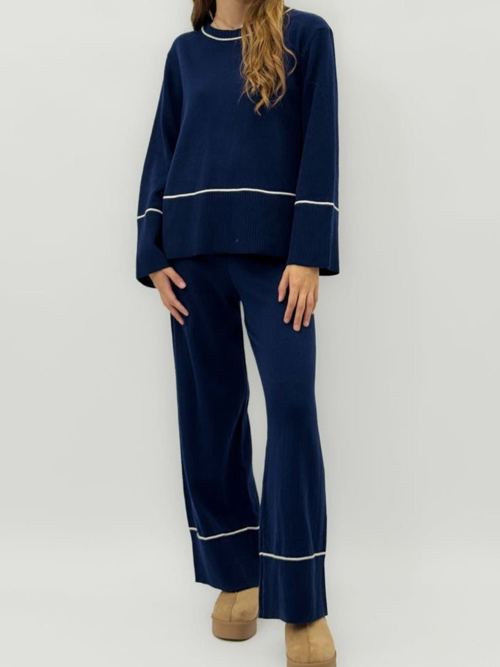 Completo composto da maglia in lana abbinato a pantaloni palazzo con vita elastica, morbido e caldo Blu scuro Level Stores