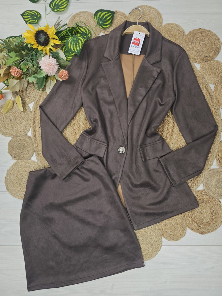 Completo giacca - gonna in dainetto Marrone Level Stores