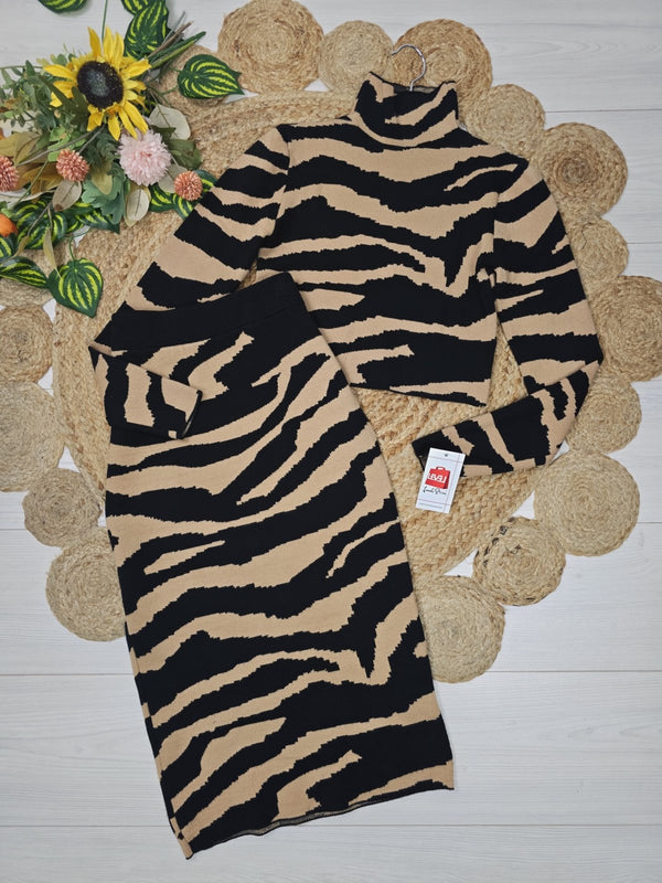Completo in maglia e gonna in maglia con fantasia zebra Nero/Camel Level Stores