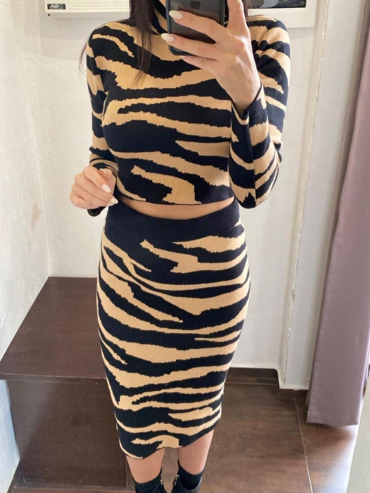 Completo in maglia e gonna in maglia con fantasia zebra Nero/Camel Level Stores