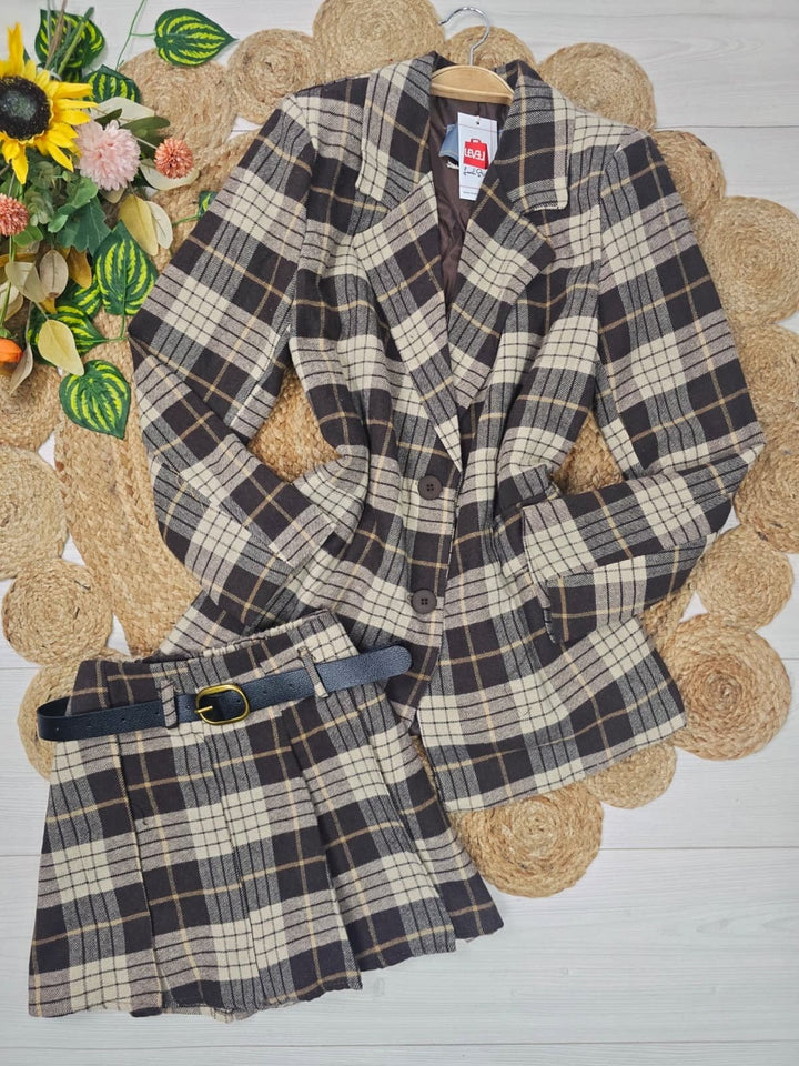 Completo in panno Giacca blazer con bottoni e pantagonna con fantasia scozzese elastico in vita inclusa la cintura pensato caldo e morbido Nero Level Stores