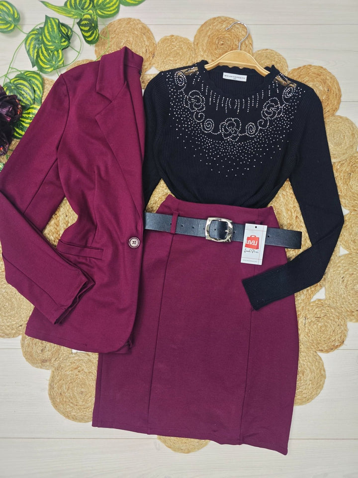 Completo sartoriale formato da giacca con bottone e gonna inclusa la cintura tessuto elasticizzato Bordo Level Stores