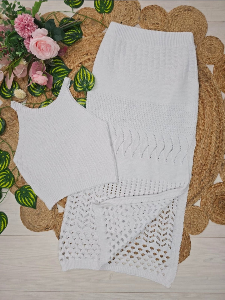 Completo traforato con top e gonna spacco laterale Nero Level Stores