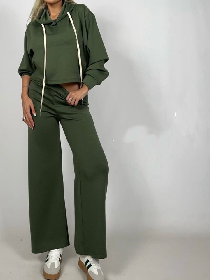 Completo tuta formato da felpa con cappuccio e pantaloni con elastico in vita Verde militare Level Stores