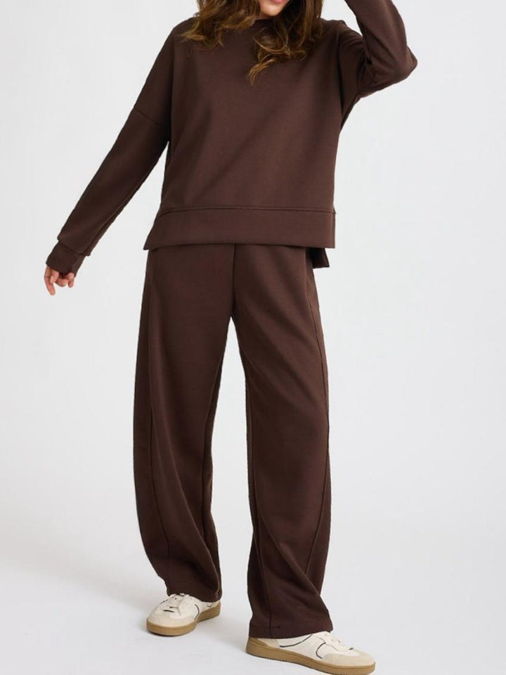 Completo tuta formato da felpa e pantaloni con elastico in vita modello palazzo Marrone Level Stores