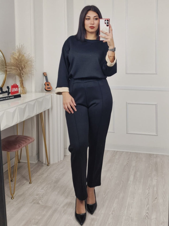 Completo tuta formato da felpa e pantaloni con elastico in vita morbido Nero Level Stores