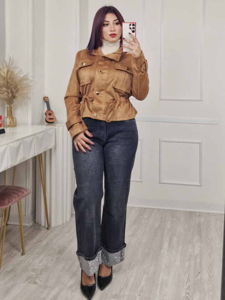 Giubbotto in dainetto a manica lunga con bottoni con tasche con lacci regolabili Camel Level Stores