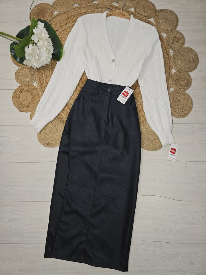 Gonna in ecopelle con spacco Nero Level Stores