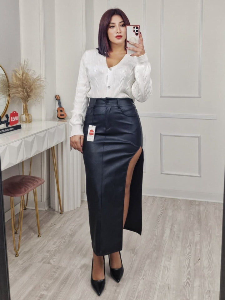 Gonna in ecopelle con spacco Nero Level Stores