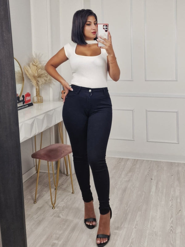 Jeans modello skinny push up Nero Level Stores