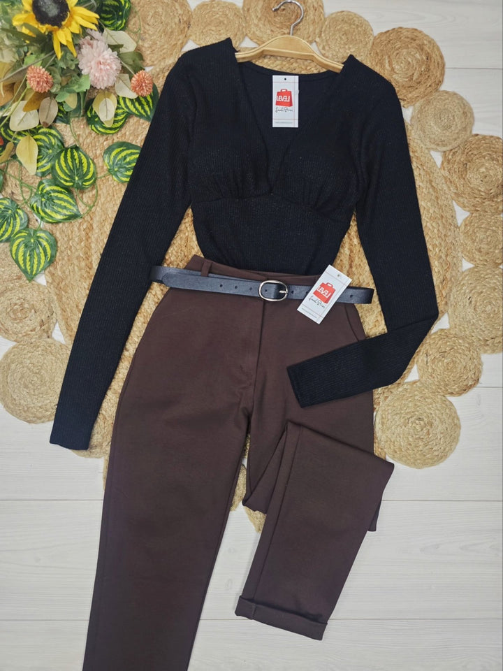 Maglia a costine a manica lunga con coppe preformate tessuto elasticizzato Nero Level Stores
