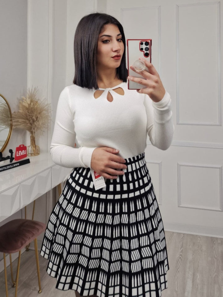 Maglia a costine aderente elasticizzato morbido e caldo Nero Level Stores