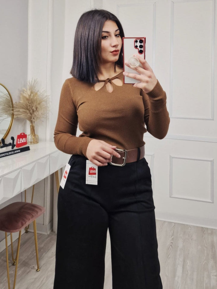 Maglia a costine aderente elasticizzato morbido e caldo Nero Level Stores