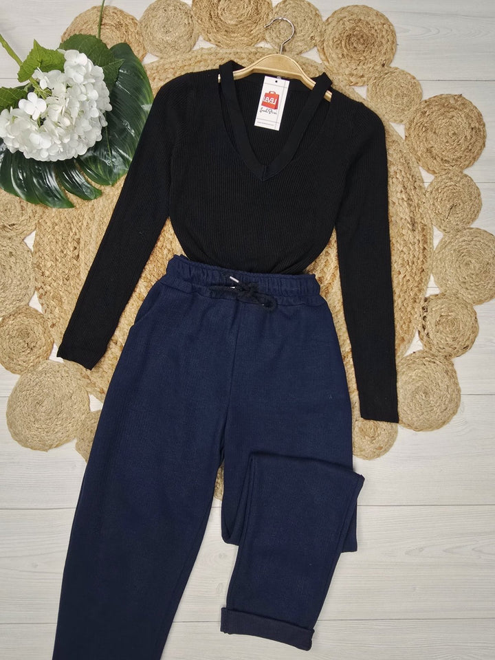 Maglia a costine scollo a v aderente morbido e caldo Marrone Level Stores