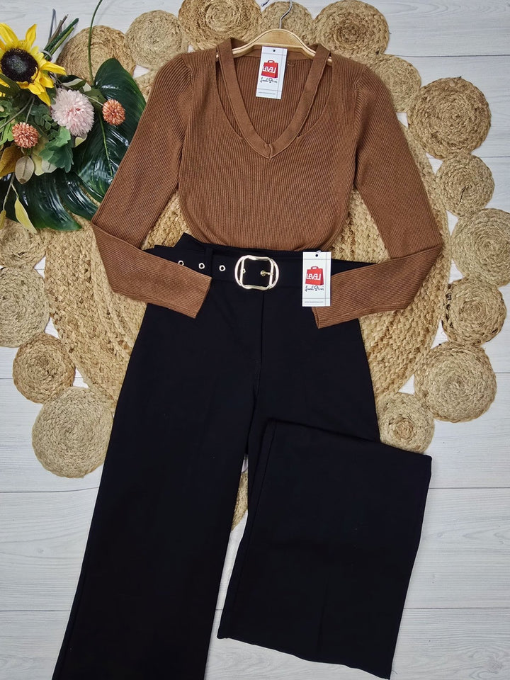 Maglia a costine scollo a v aderente morbido e caldo Marrone Level Stores