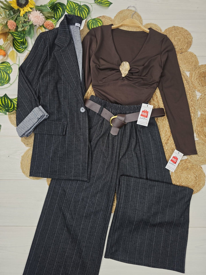 Maglia con manica lunga scollo a cuore elasticizzato Marrone Level Stores
