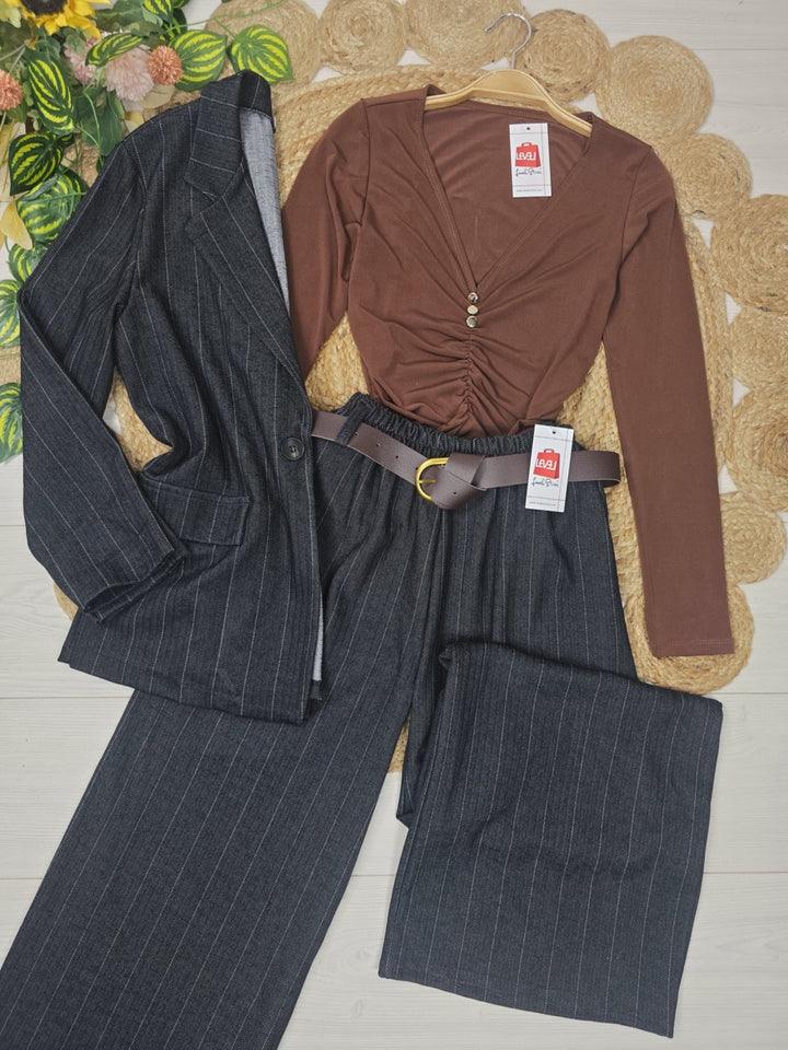 Maglia elasticizzato scollo a v con bottoni con maniche lunghe Bordo Level Stores