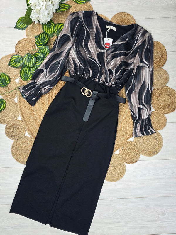 Maglia in chiffon con fantasia astratta con scollo a V elastico in vita i maniche lunghe a palloncino Nero Level Stores