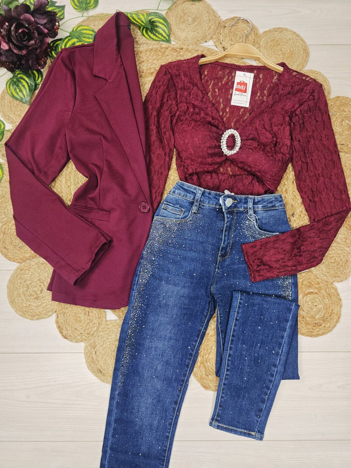 Maglia in pizzo scollo a cuore con manica lunga modello corto elasticizzato e dettagli in strass Nero Level Stores