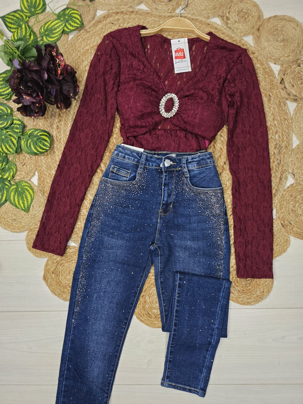 Maglia in pizzo scollo a cuore con manica lunga modello corto elasticizzato strass Nero Level Stores