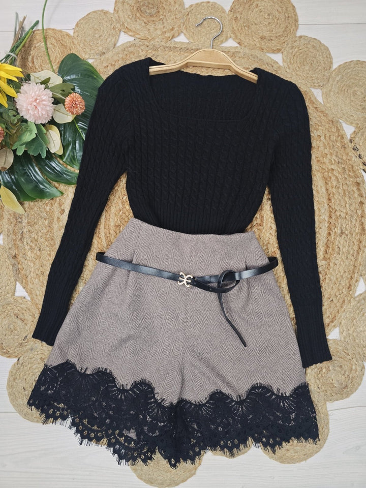 Maglia modello corto Scollo quadrato, motivo a intreccio e manica lunga morbido e caldo Bianco Level Stores